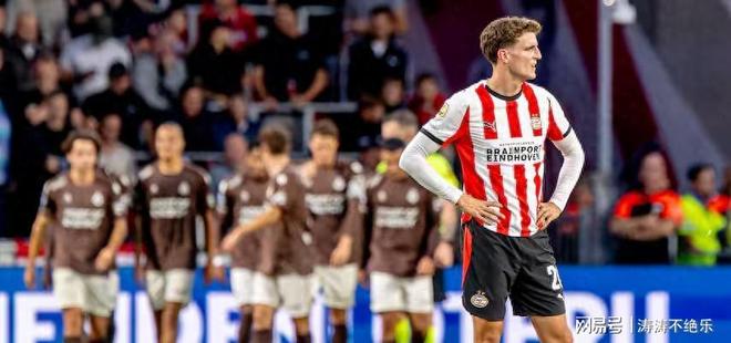 继续保持在 继续保持在