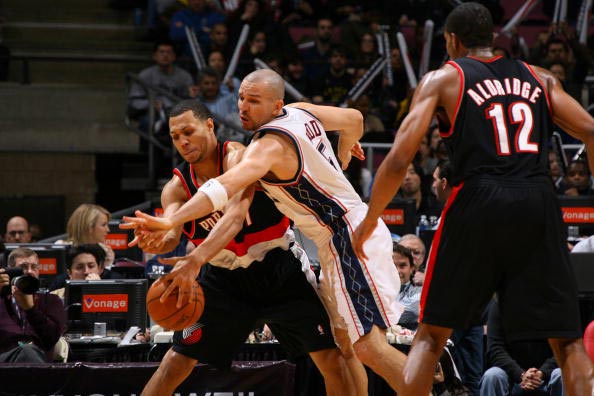 在主场率先 在主场率先