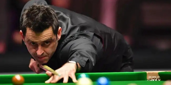 拜仁考虑今 拜仁考虑今